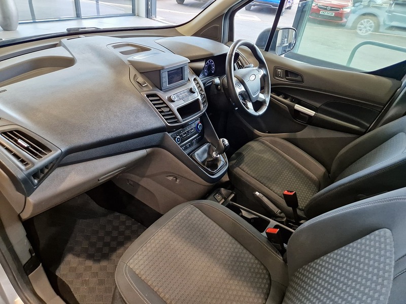 Ford Tourneo Connect EcoBlue Zetec - U12210