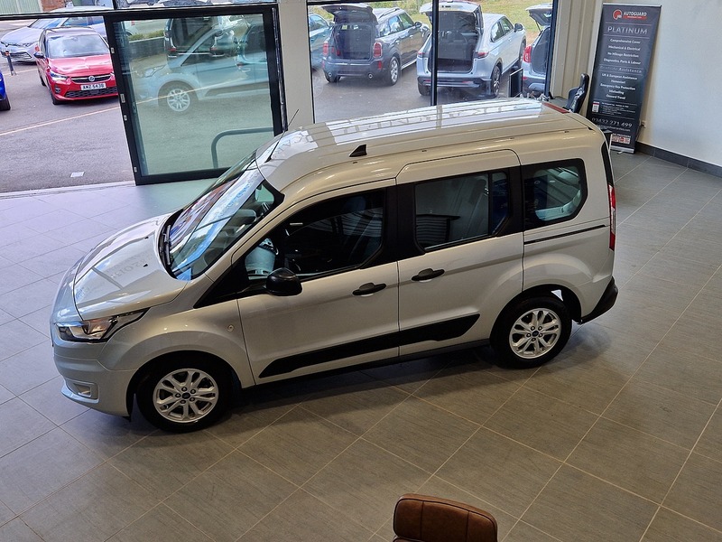 Ford Tourneo Connect EcoBlue Zetec - U12210