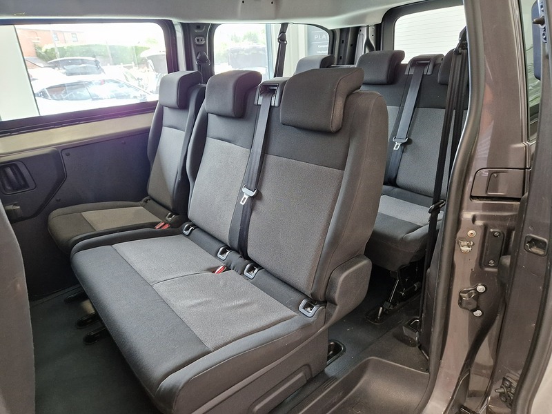 Vauxhall Vivaro Life Electric Combi - U12218