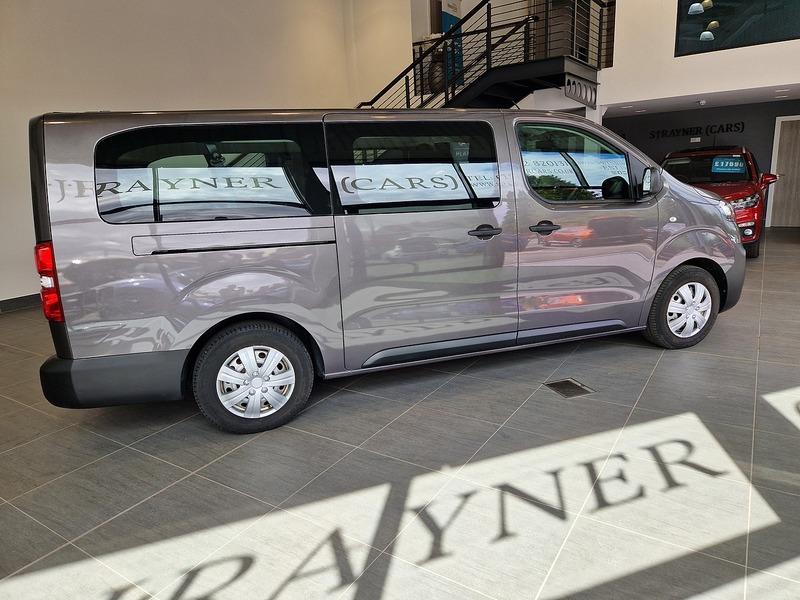 Vauxhall Vivaro Life Electric Combi - U12218