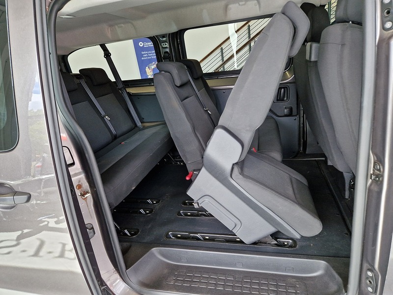 Vauxhall Vivaro Life Electric Combi - U12218