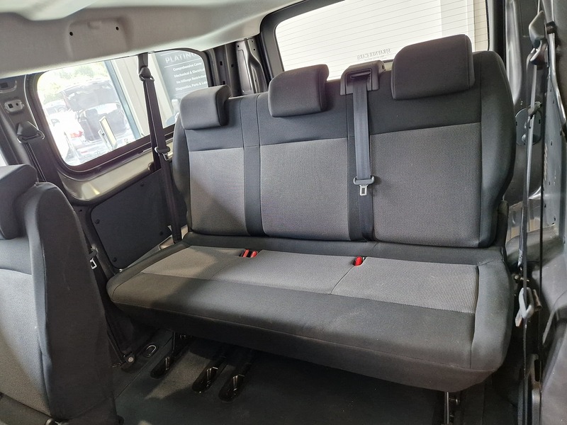 Vauxhall Vivaro Life Electric Combi - U12218