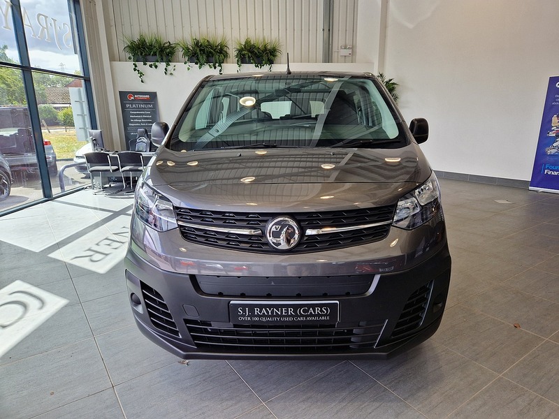 Vauxhall Vivaro Life Electric Combi - U12218