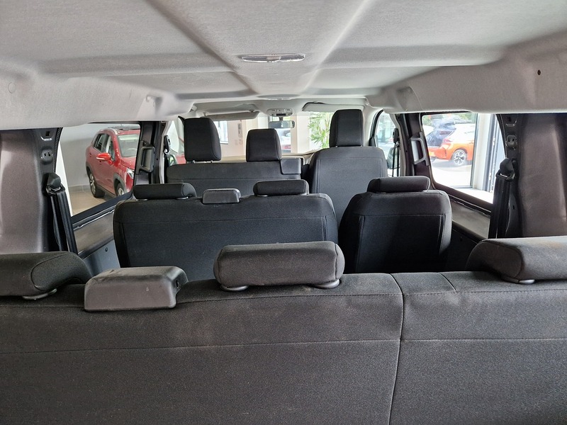 Vauxhall Vivaro Life Electric Combi - U12218