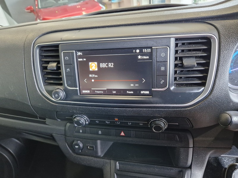 Vauxhall Vivaro Life Electric Combi - U12218