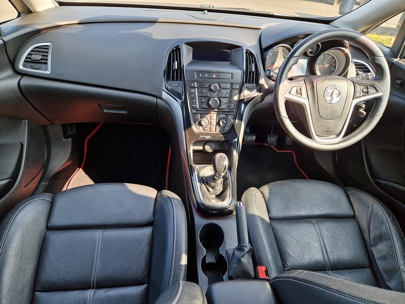 Vauxhall Astra Elite - U12220