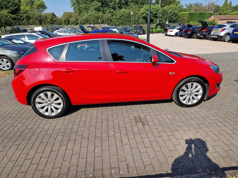 Vauxhall Astra Elite - U12220