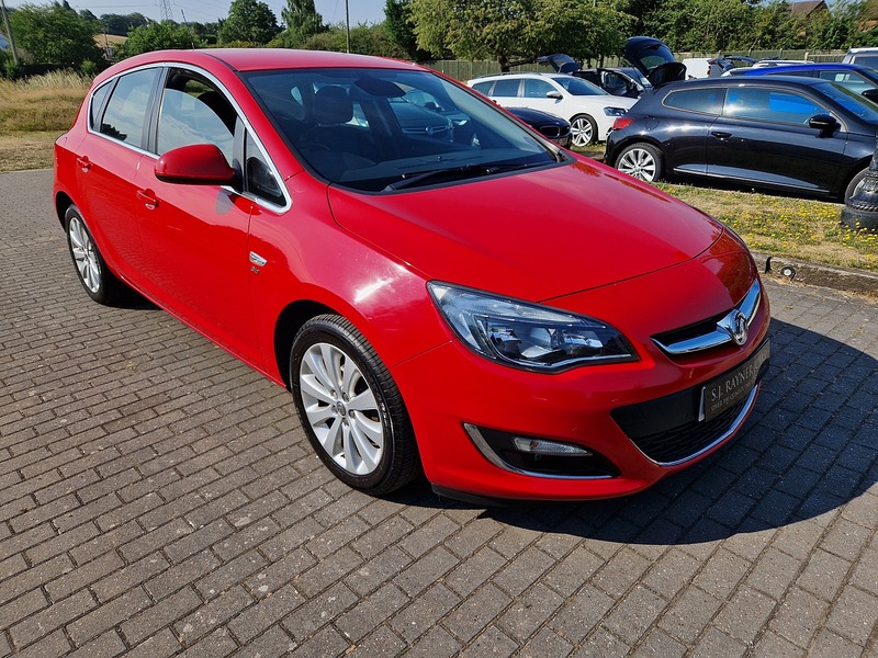 Vauxhall Astra Elite - U12220
