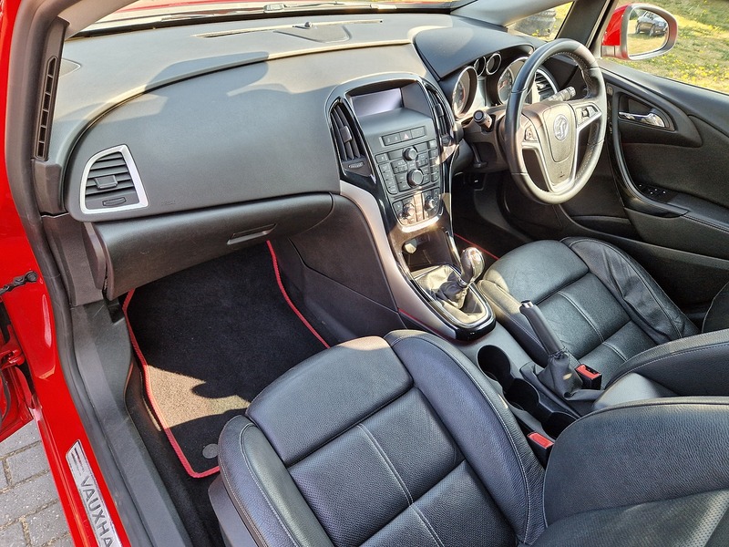 Vauxhall Astra Elite - U12220