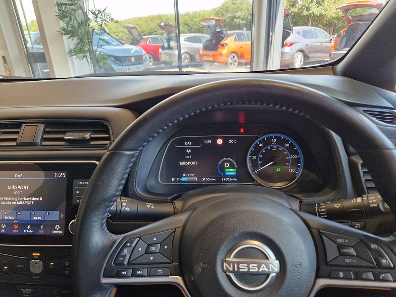 Nissan Leaf N-Connecta - U12228