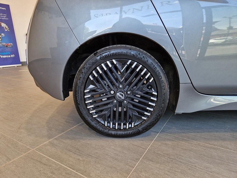 Nissan Leaf N-Connecta - U12228