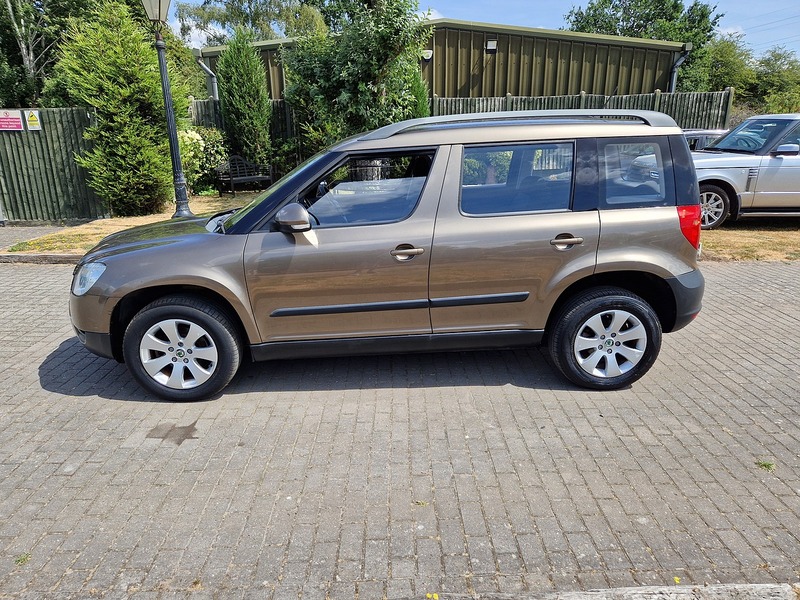 Skoda Yeti TDI S - U12232