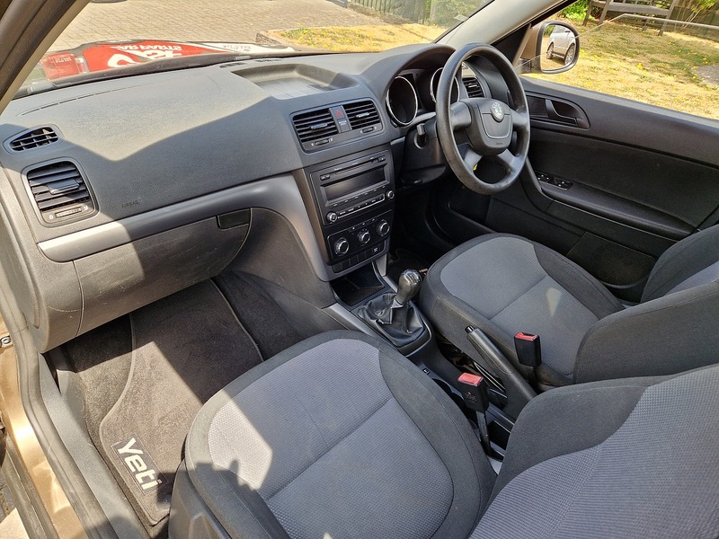 Skoda Yeti TDI S - U12232
