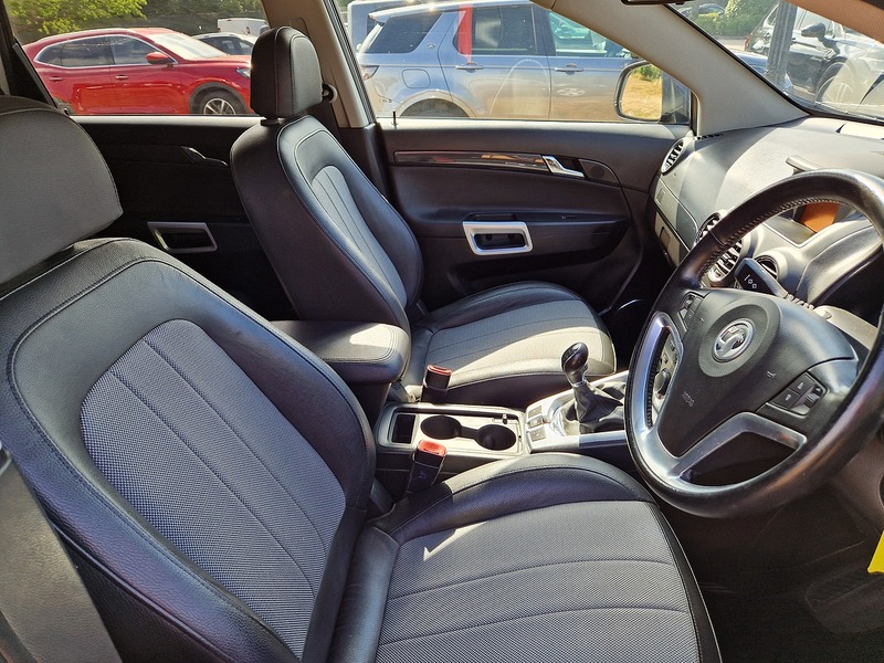 Vauxhall Antara CDTi Exclusiv - U12233