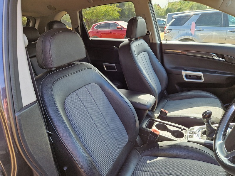 Vauxhall Antara CDTi Exclusiv - U12233