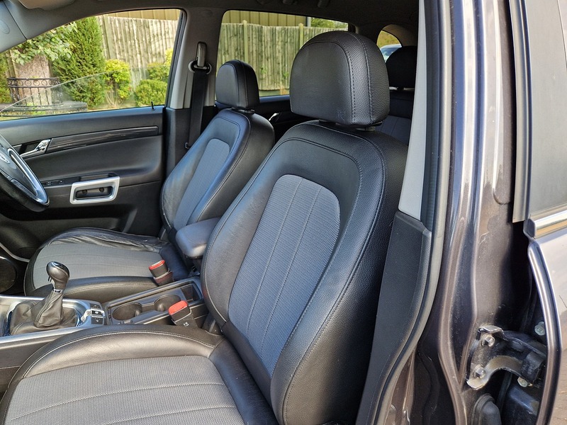 Vauxhall Antara CDTi Exclusiv - U12233