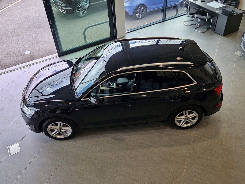 Audi Q5 TFSI S line - U12237