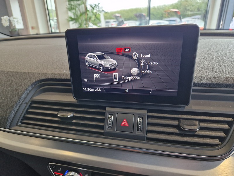 Audi Q5 TFSI S line - U12237