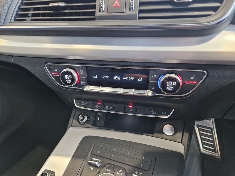 Audi Q5 TFSI S line - U12237