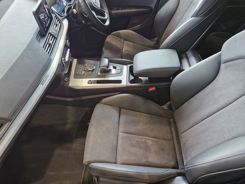 Audi Q5 TFSI S line - U12237
