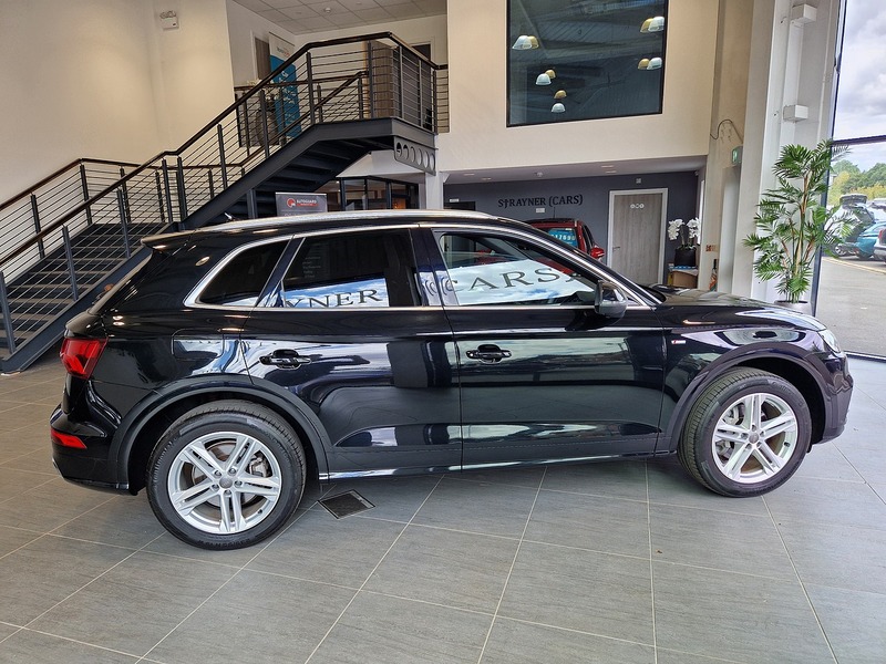 Audi Q5 TFSI S line - U12237