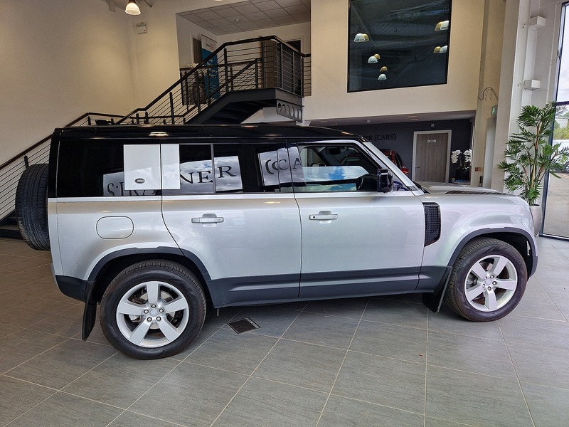 Land Rover Defender 110 SD4 First Edition - U12241