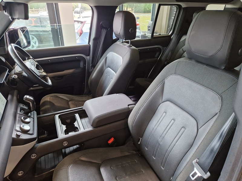 Land Rover Defender 110 SD4 First Edition - U12241