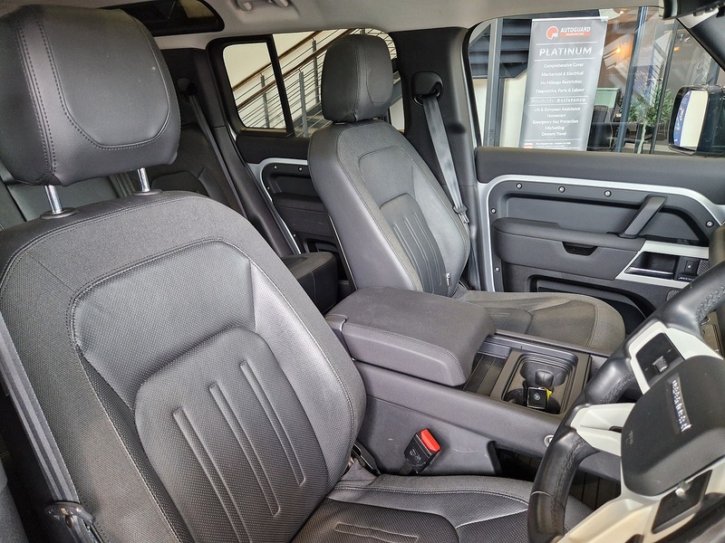 Land Rover Defender 110 SD4 First Edition - U12241