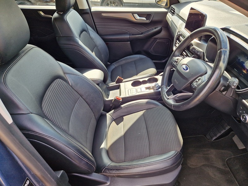 Ford Kuga EcoBlue Titanium Edition - U12246