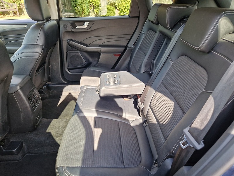 Ford Kuga EcoBlue Titanium Edition - U12246