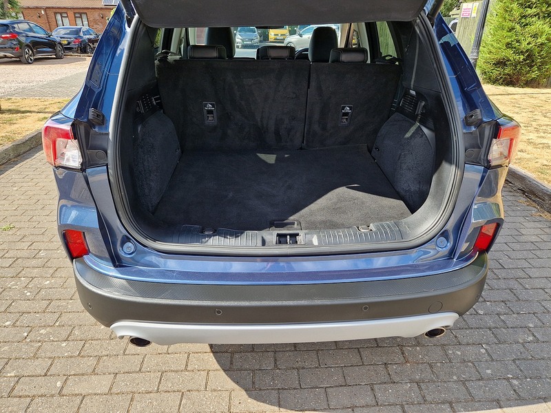 Ford Kuga EcoBlue Titanium Edition - U12246