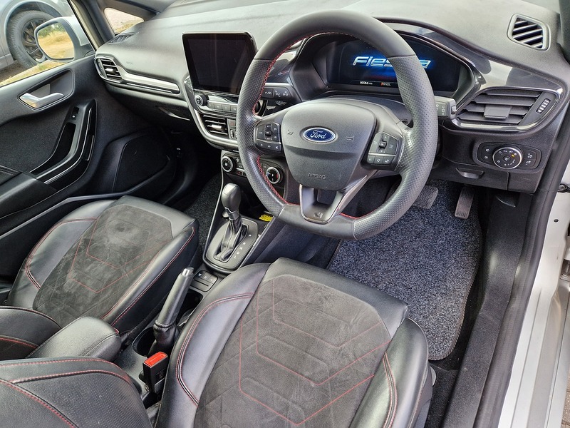 Ford Fiesta T EcoBoost MHEV ST-Line X - U12248