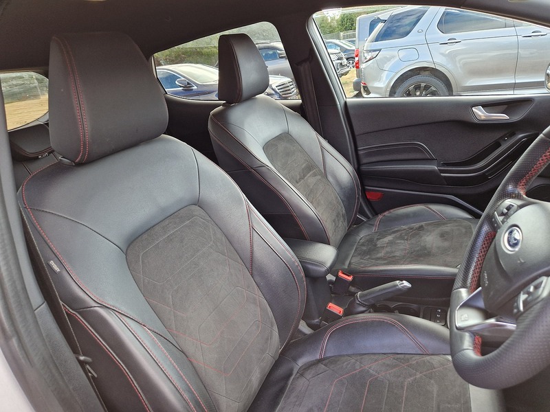 Ford Fiesta T EcoBoost MHEV ST-Line X - U12248