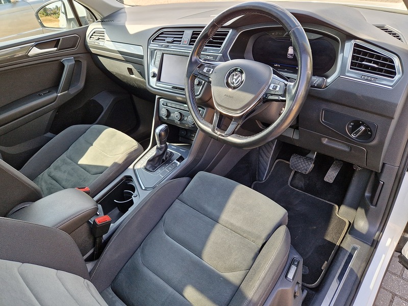 Volkswagen Tiguan TDI BlueMotion Tech SEL - U12255