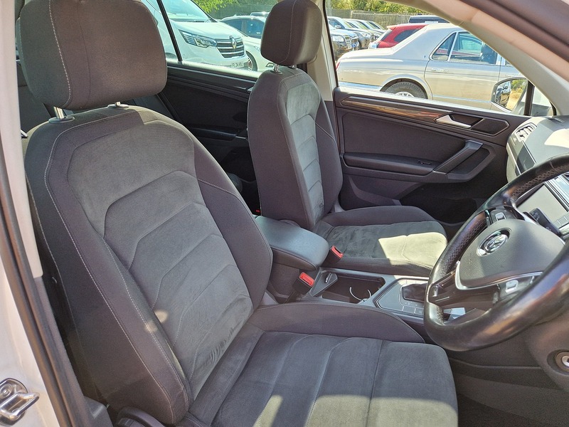 Volkswagen Tiguan TDI BlueMotion Tech SEL - U12255