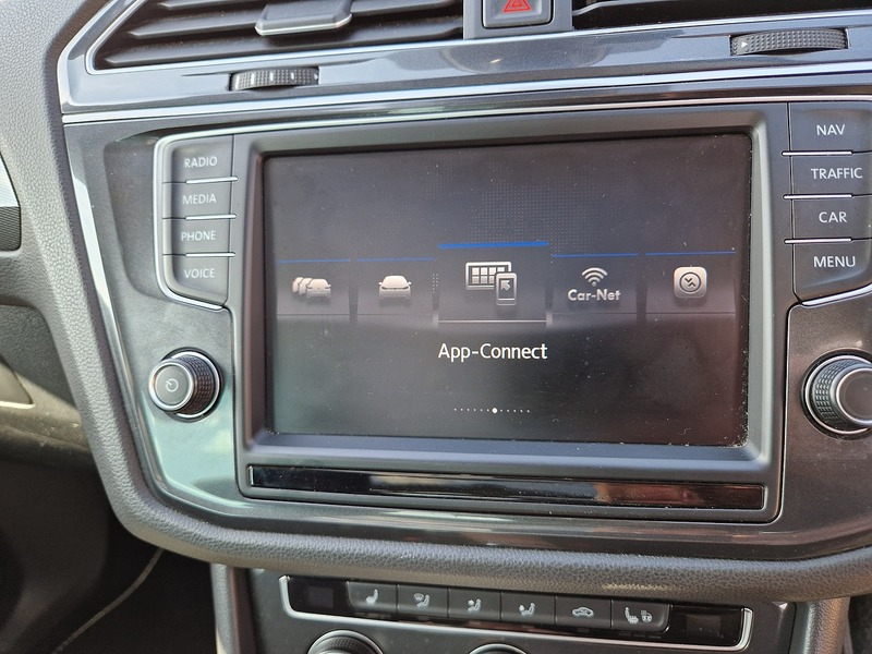 Volkswagen Tiguan TDI BlueMotion Tech SEL - U12255