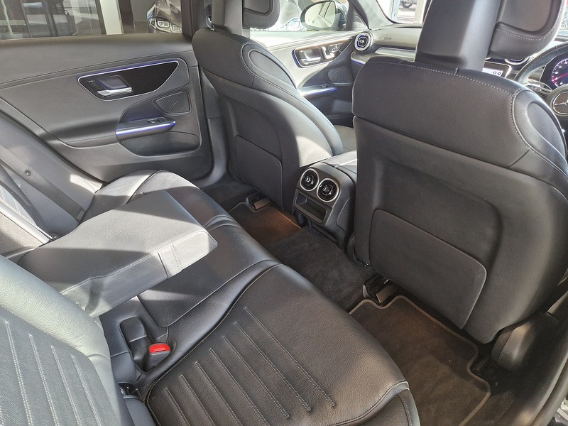Mercedes-Benz C Class C300e AMG Line - U12258