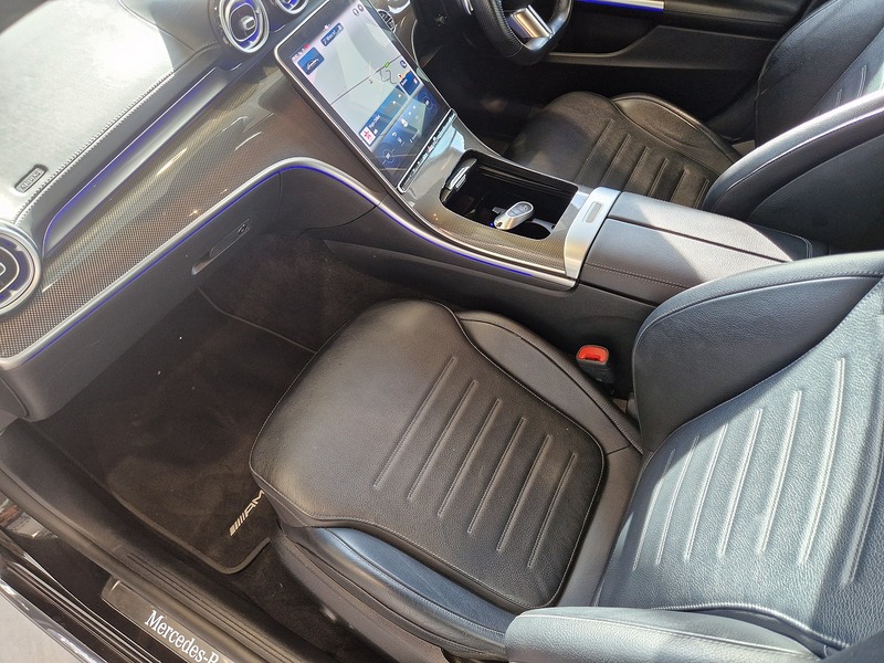 Mercedes-Benz C Class C300e AMG Line - U12258