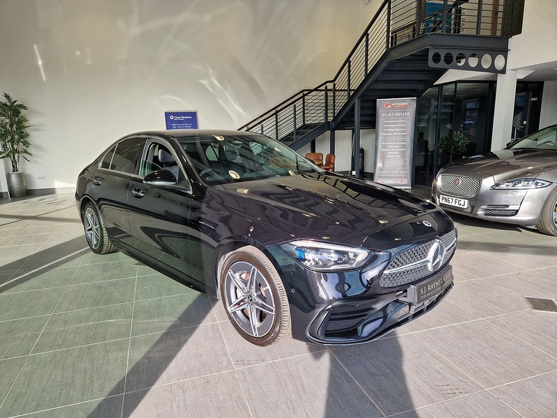 Mercedes-Benz C Class C300e AMG Line - U12258