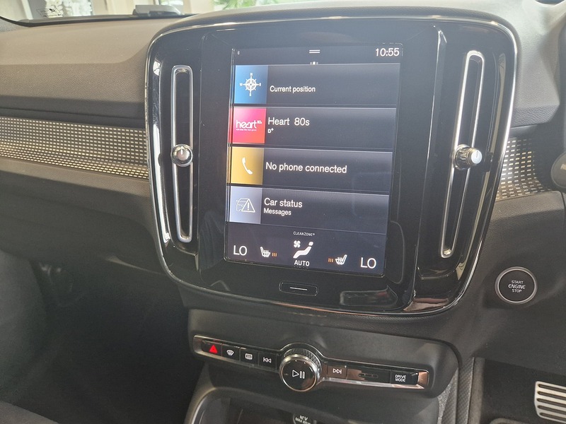 Volvo XC40 h T5 Twin Engine R-Design Pro - U12261