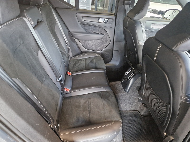 Volvo XC40 h T5 Twin Engine R-Design Pro - U12261