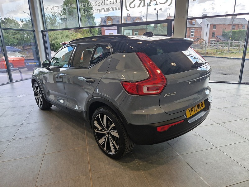 Volvo XC40 h T5 Twin Engine R-Design Pro - U12261
