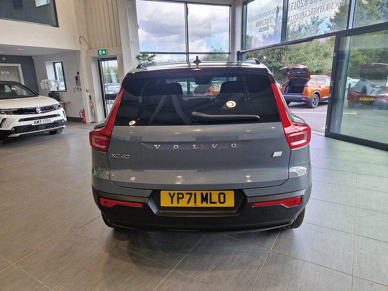 Volvo XC40 h T5 Twin Engine R-Design Pro - U12261