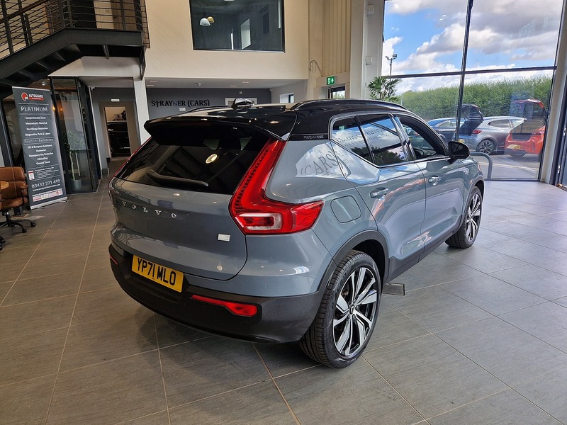 Volvo XC40 h T5 Twin Engine R-Design Pro - U12261