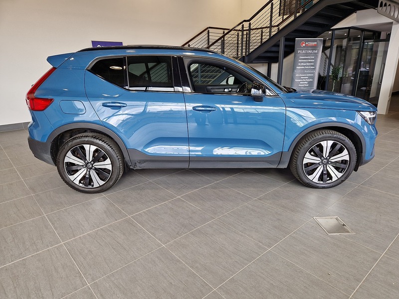 Volvo XC40 h T5 Ultimate Dark - U12264