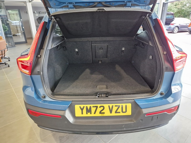 Volvo XC40 h T5 Ultimate Dark - U12264