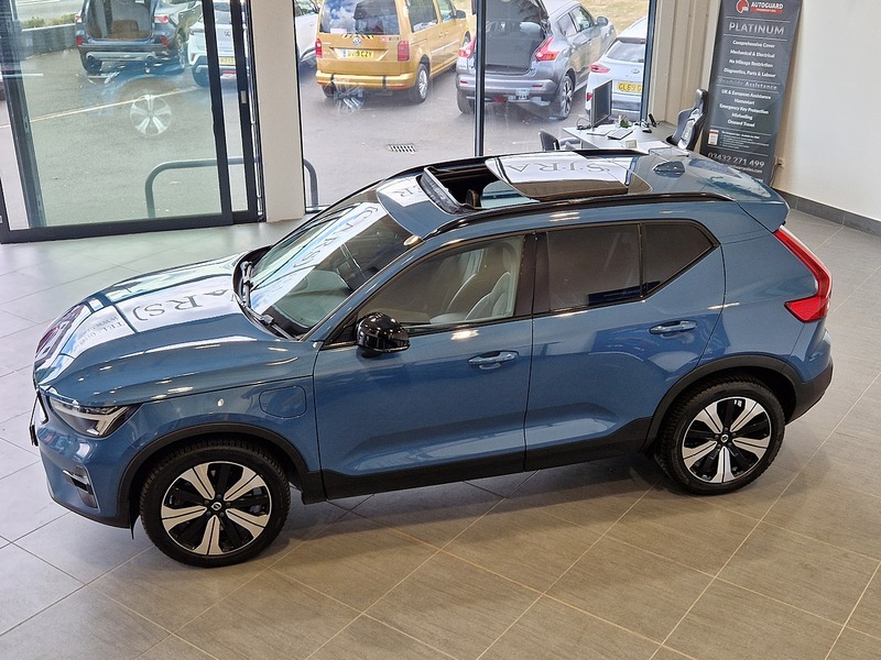 Volvo XC40 h T5 Ultimate Dark - U12264