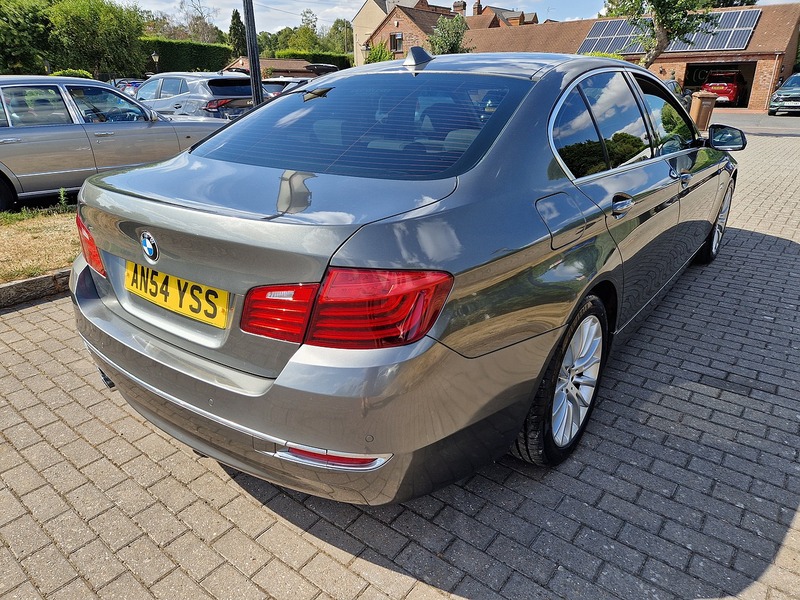 BMW 5 Series 530d Luxury - U12269