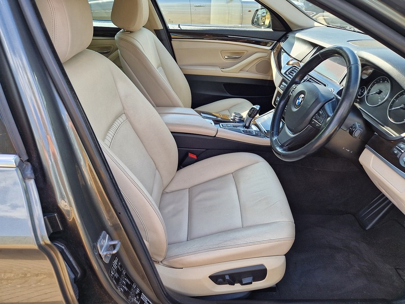 BMW 5 Series 530d Luxury - U12269