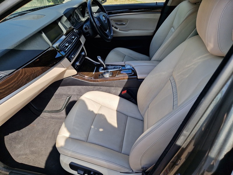 BMW 5 Series 530d Luxury - U12269